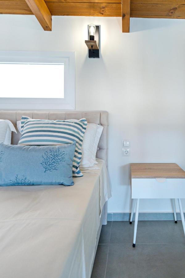 Philip Seafront Suite! Panormos  Екстер'єр фото