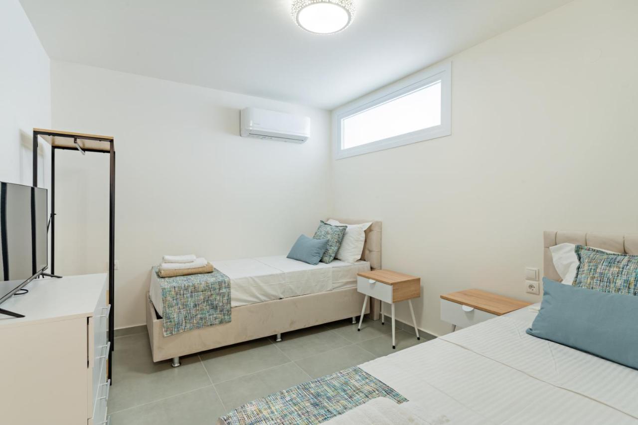 Philip Seafront Suite! Panormos  Екстер'єр фото